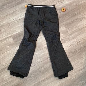 Women’s Snowboarding Pants